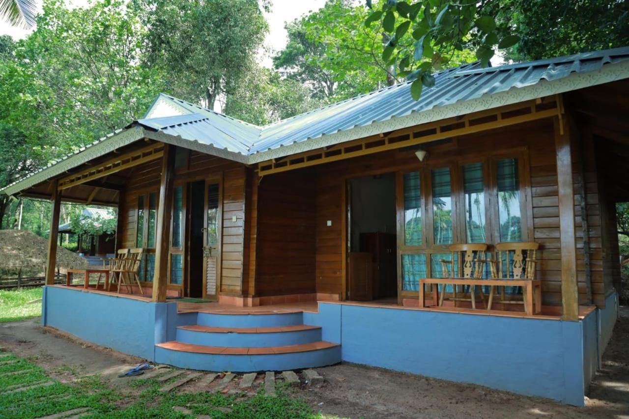 מאננטהוואדי Royal Wooden Villa מראה חיצוני תמונה